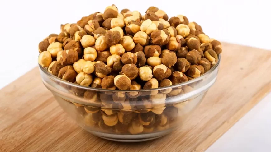 FSSAI Orders Nationwide Checks on Roasted Chana After Complaints of Illegal Synthetic Dye Use
